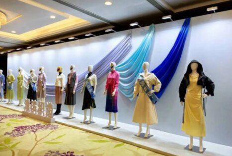 202525콭Ͼʷ֯װӦӰ뿴