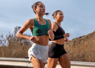 lululemonƳGo FurtherŮʿܲϵУԶ